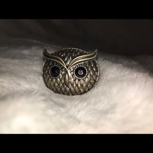 Adjustable owl ring